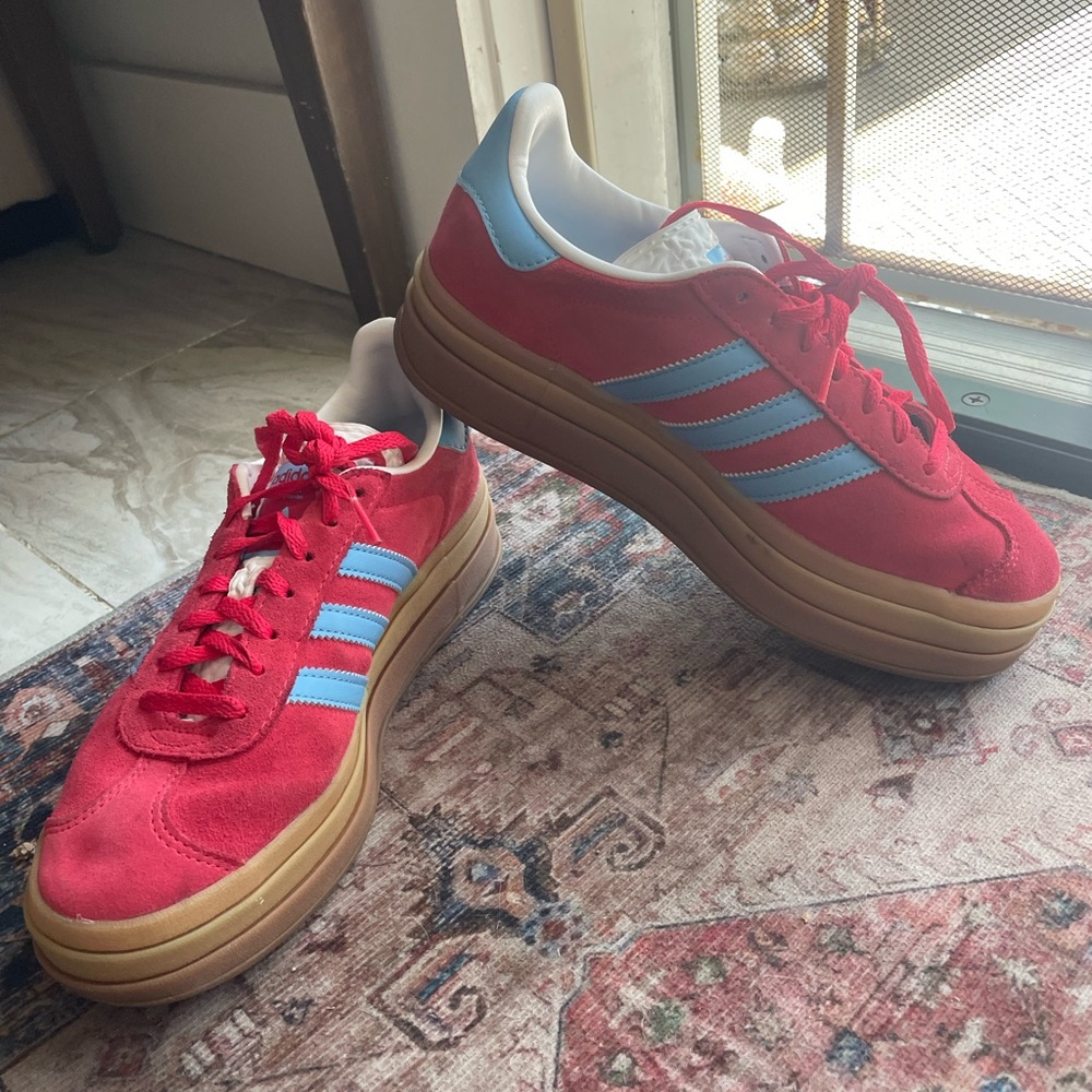 Adidas Women's Red and Light Blue Sneakers